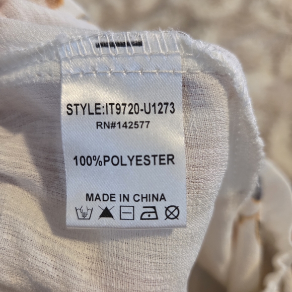 Iris Cream and Brown Floral Off-Shoulder Blouse - Picture 7 of 7